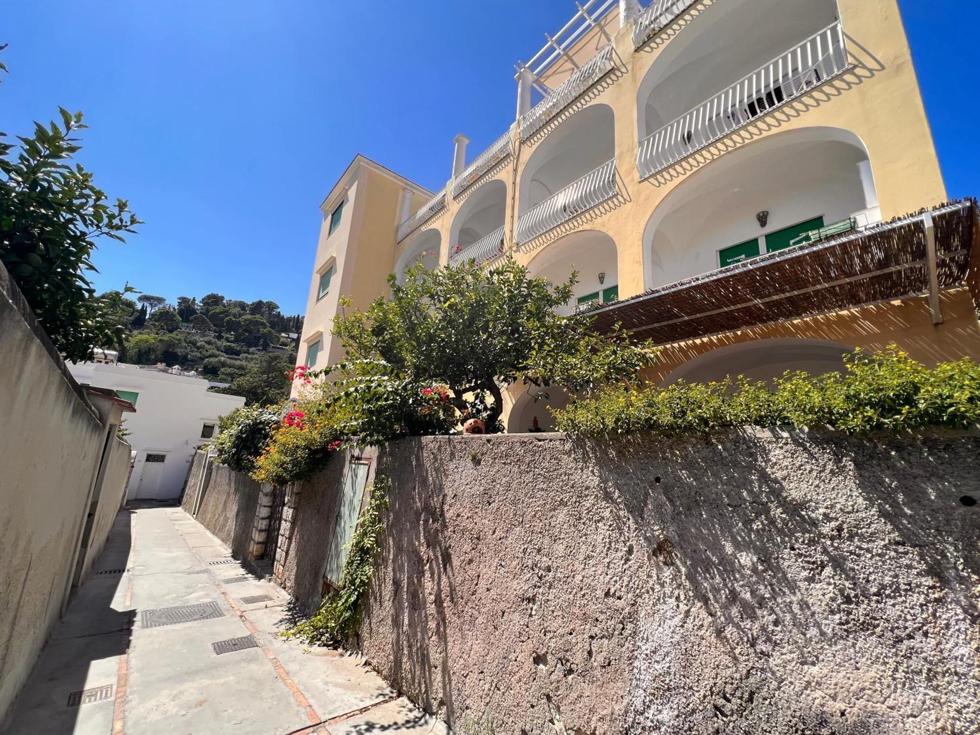 Suite Apartment Capri Con Jacuzzi In Piazzetta 외부 사진